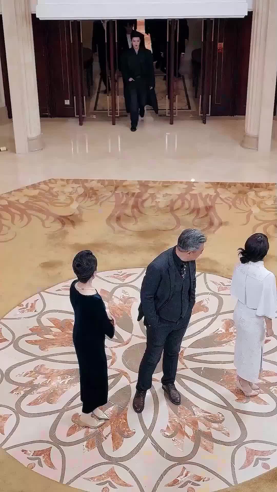 Episode 10 - Jejak Cinta Si Kembar  